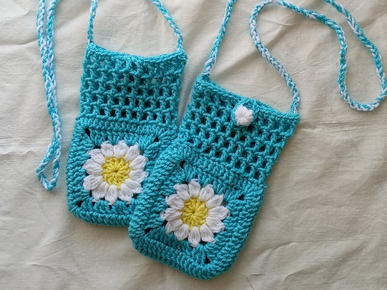 Daisy phone bag